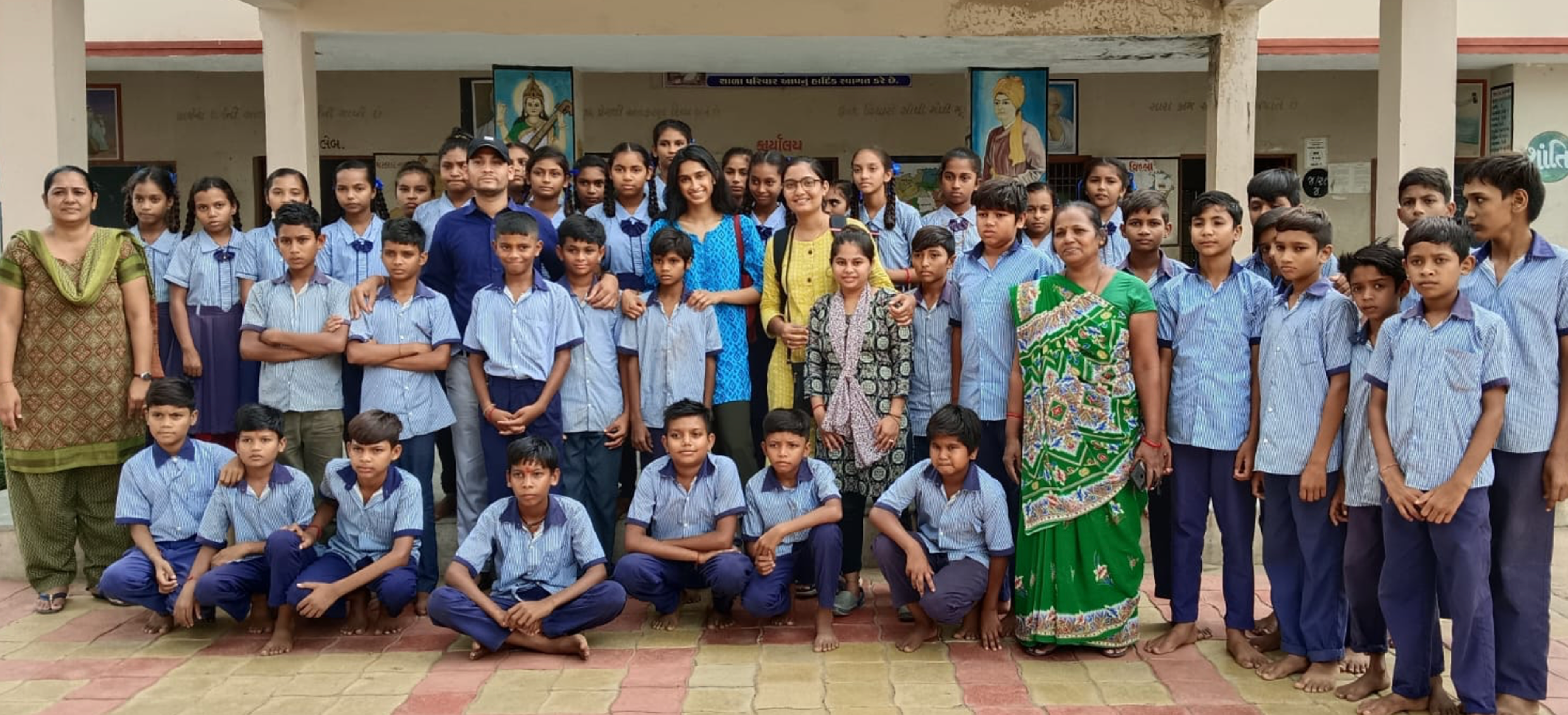 image of students and trainees in Gujarat, India