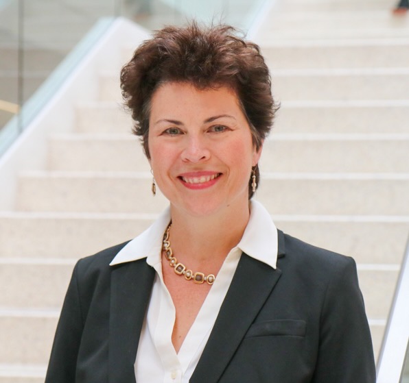 Portrait photo of Tracy Kedian