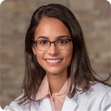 Carolyn Garcia Headshot