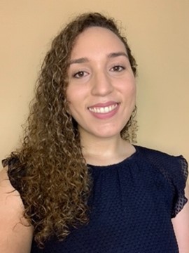 Ivanna Molina-L&oacute;pez Headshot