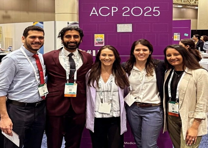 Primary Care students pose at the ACP 2025 conference