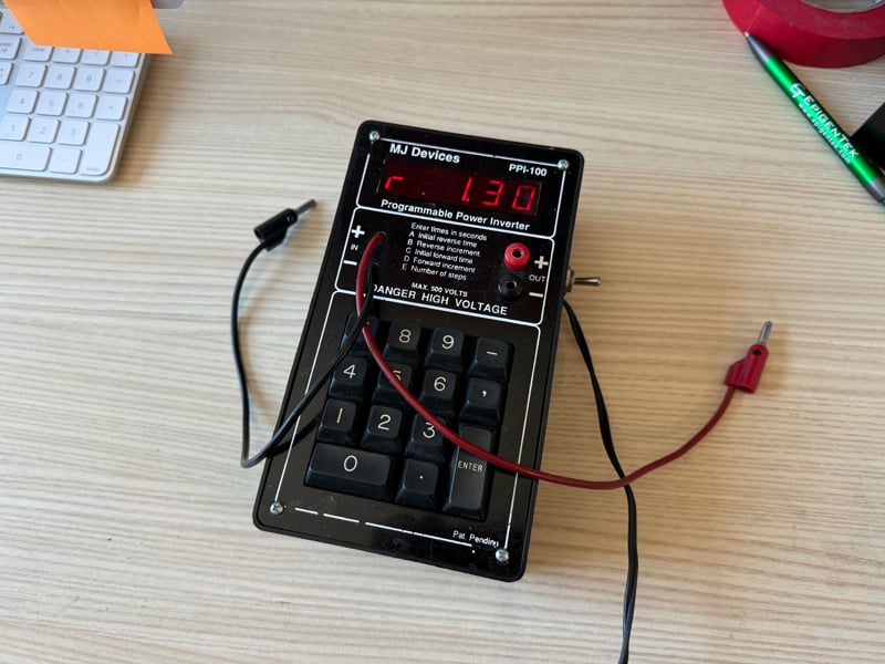 The MJ Devices PPI-100 pulsed field electrophoresis controller device