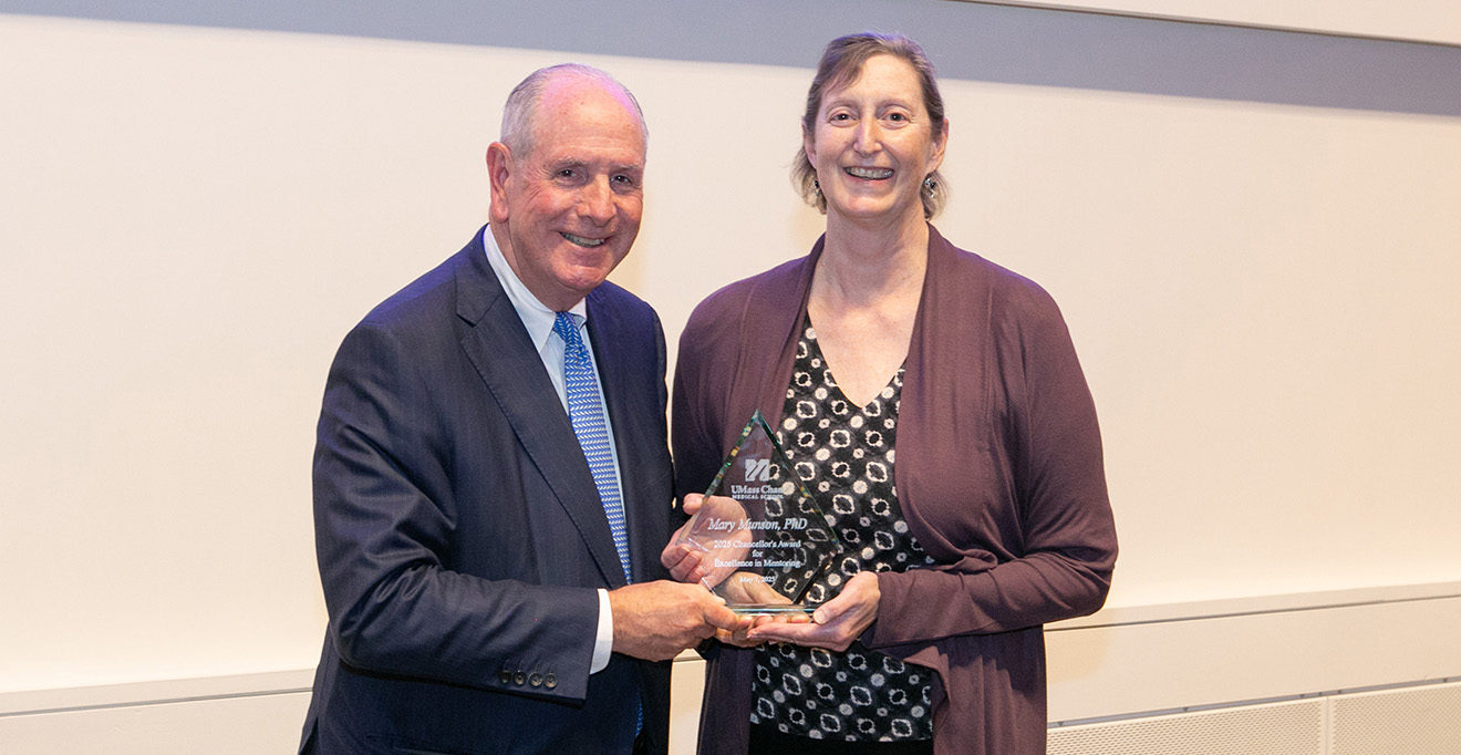 05-08_Collins and Munson.jpg